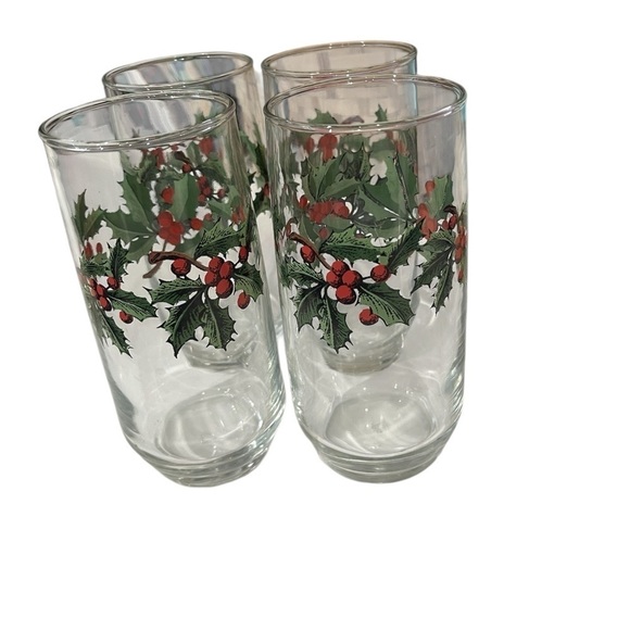 Anchor Hocking Holly Berry set of 4- 6 inch Mid Century Glass Christmas Tumblers - Picture 3 of 6